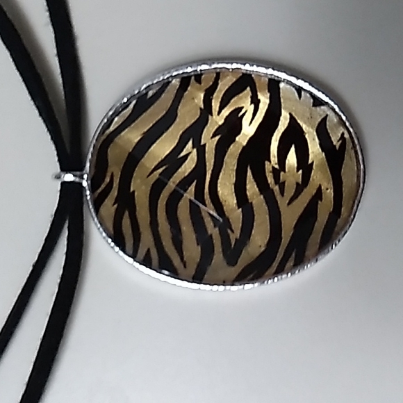 Saks Fifth Avenue Jewelry Vintage Zebra Print Necklace Poshmark
